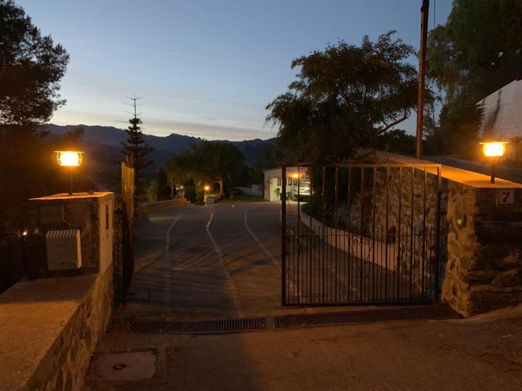 Velez Nazari Los Acantos Almunecar Exterior photo