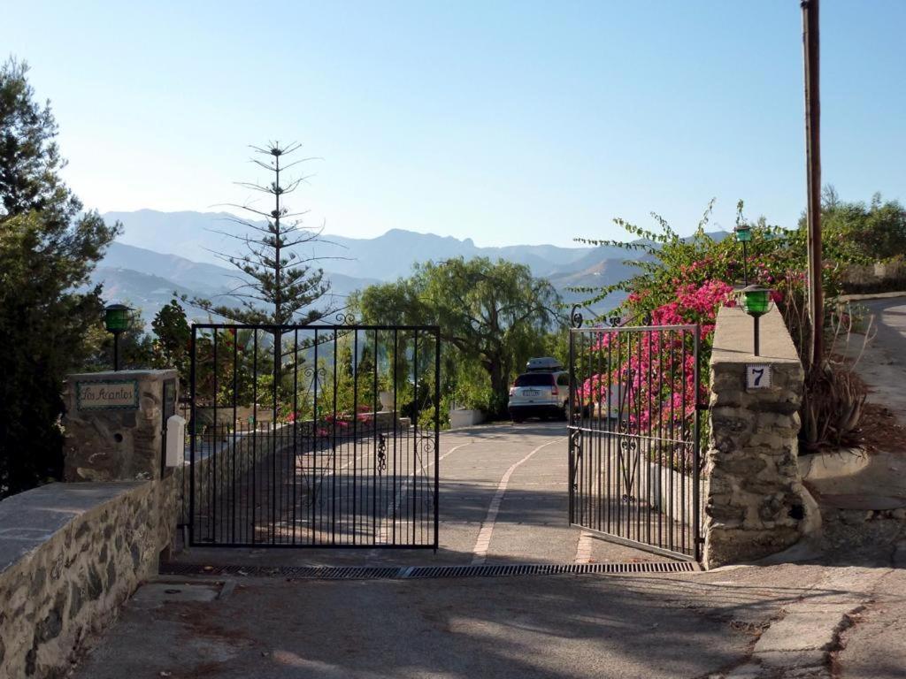 Velez Nazari Los Acantos Almunecar Exterior photo